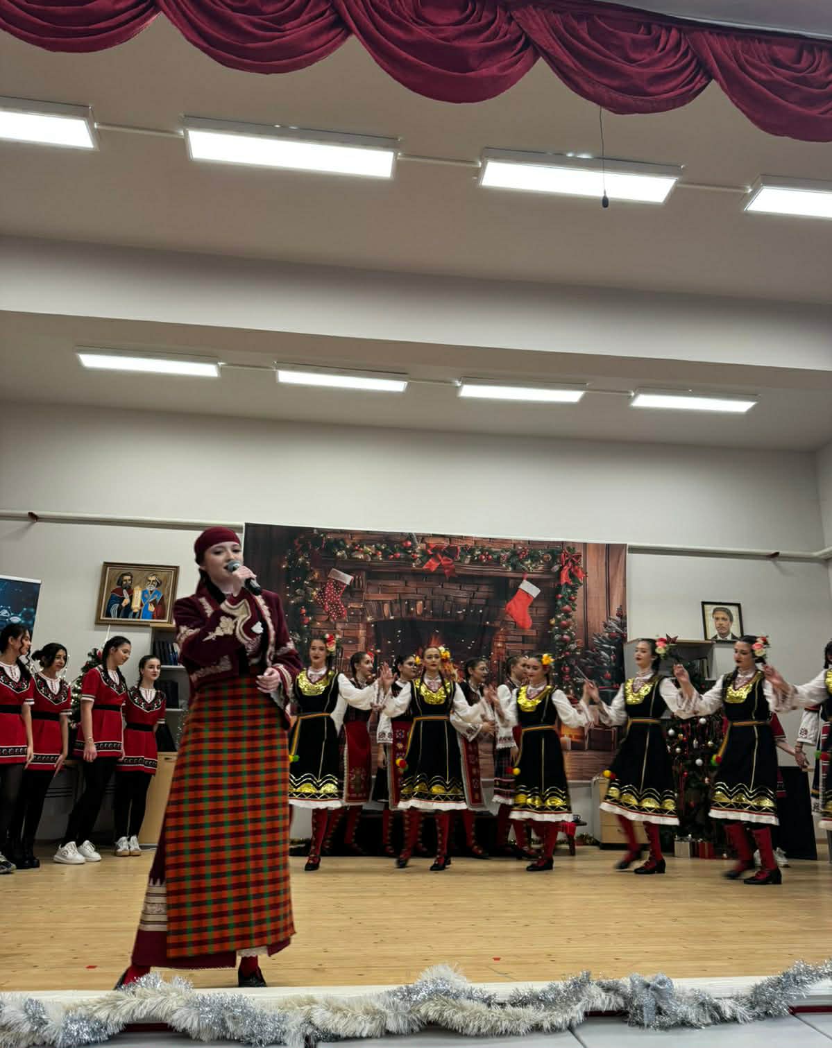 Momentos de “La Navidad búlgara” en la NTG