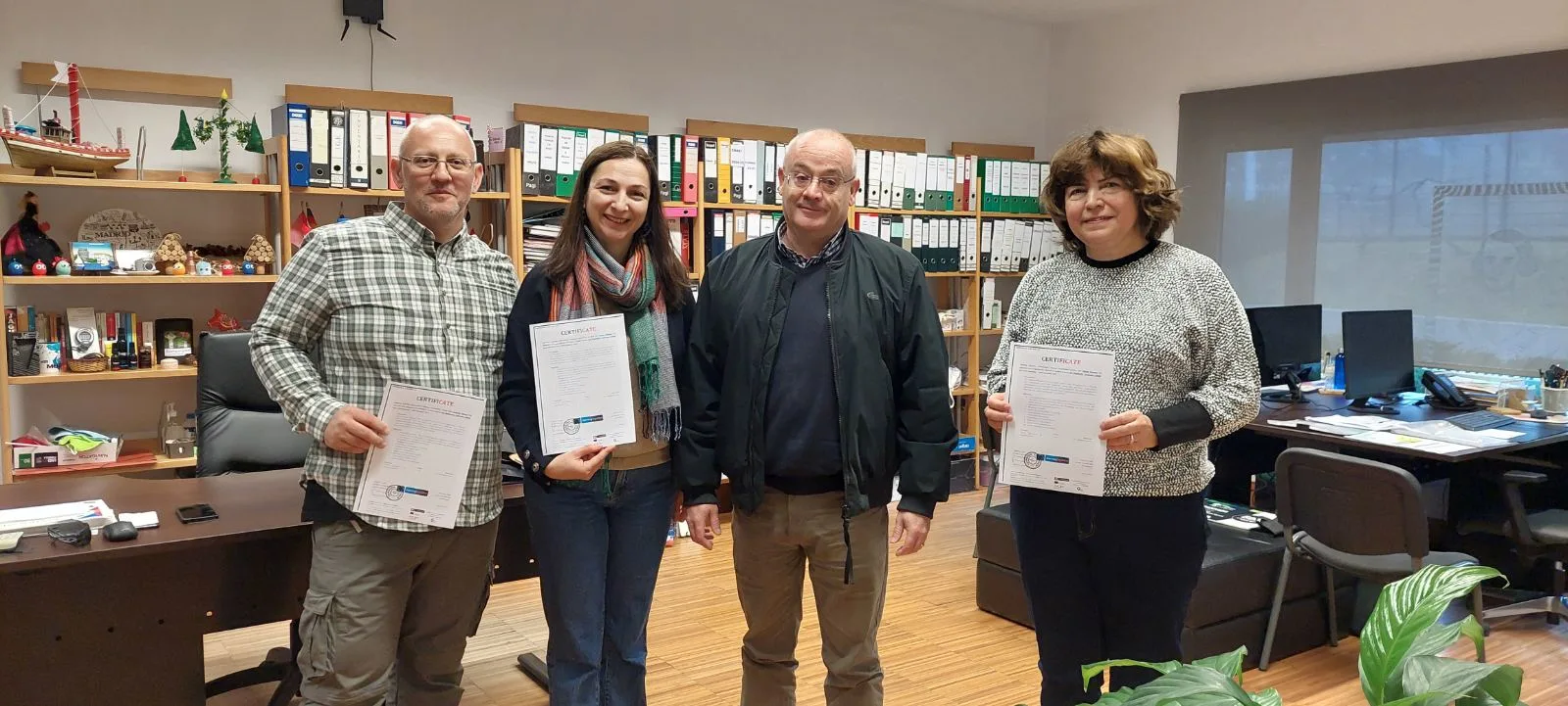 Галерия – снимка 6