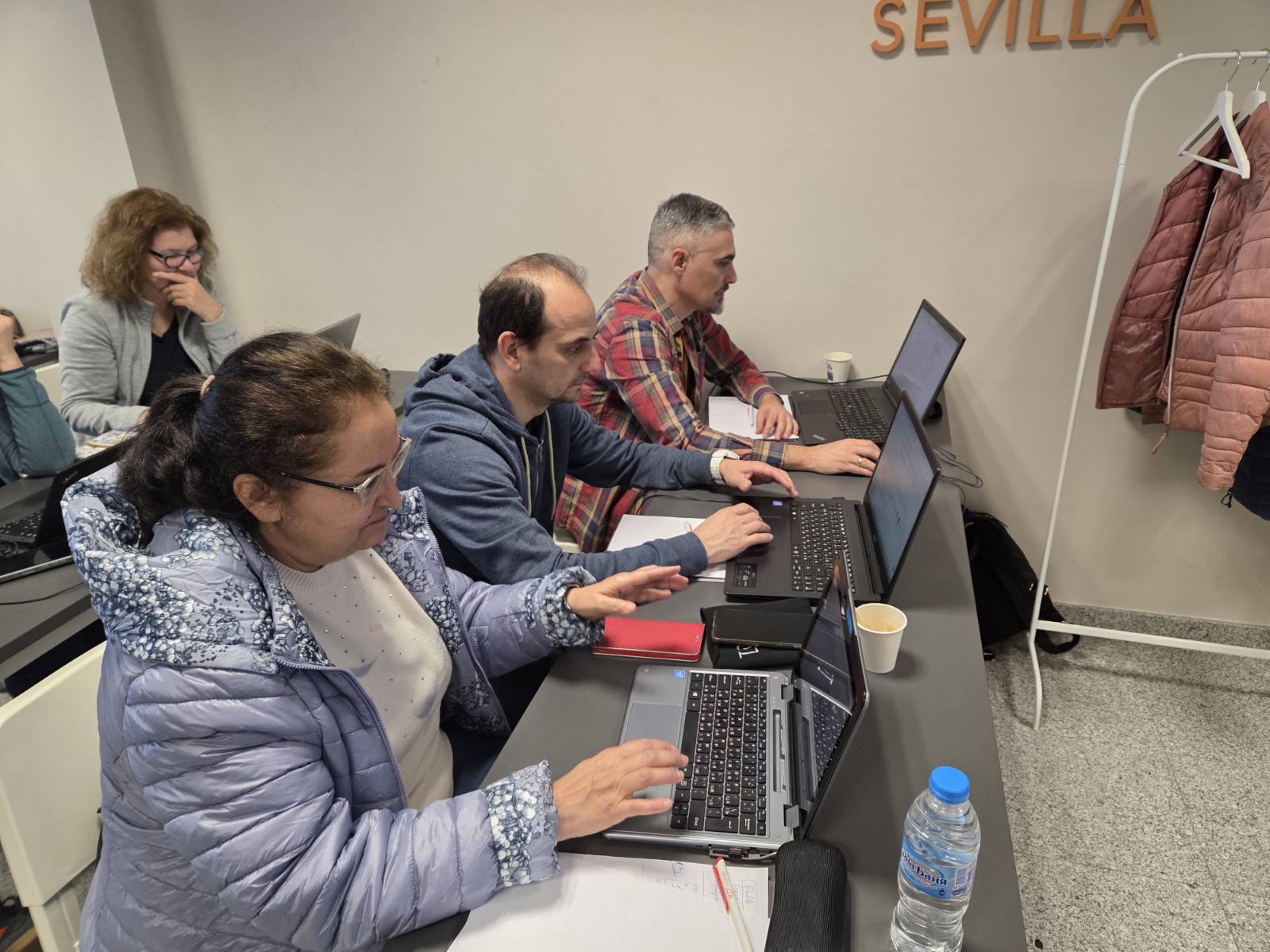 Галерия – снимка 3