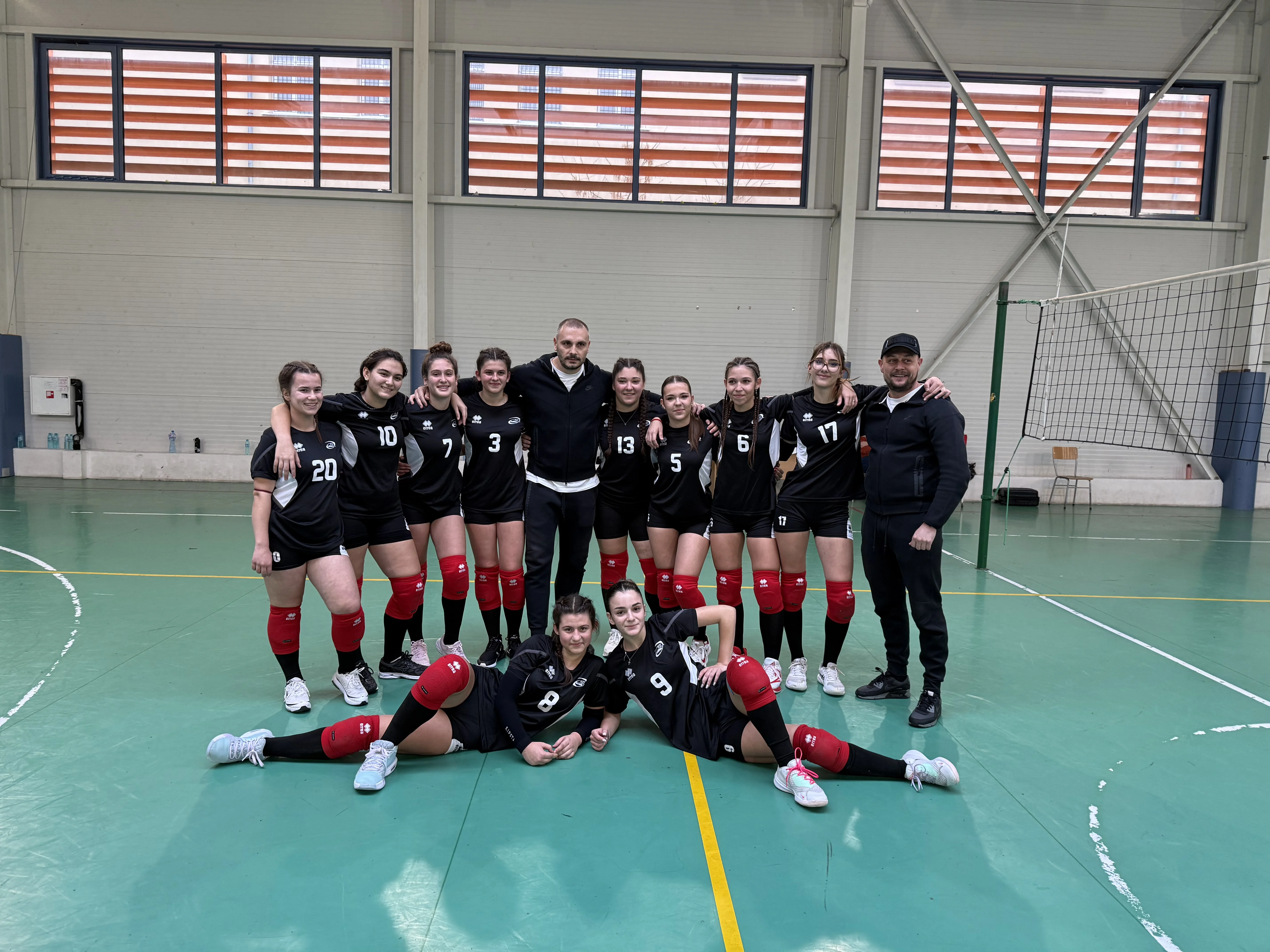 Отлично представяне на НТГ в ученическите игри